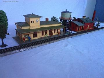 HO 1-87 Station, goederenloods en silo v marklin fleischmann beschikbaar voor biedingen