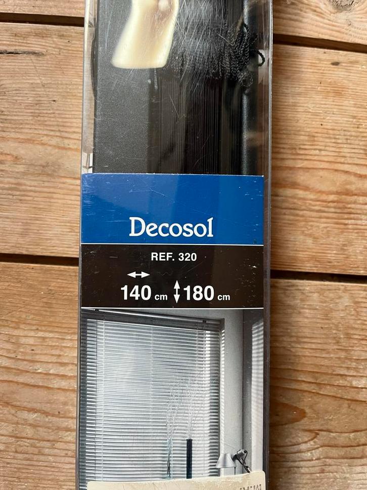 Decosol Jaloezie 140x180 Zwart - Nieuw in Verpakking, Huis en Inrichting, Stoffering | Gordijnen en Lamellen, Nieuw, 150 tot 200 cm