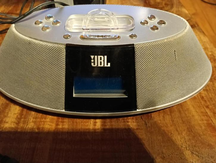 JBL On Time 200p iPod/iPhone Dock Radio, Audio, Tv en Foto, Radio's, Gebruikt, Radio, Ophalen of Verzenden