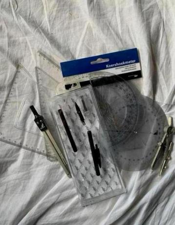 Geometrie set – passer, liniaal & koershoekmeter beschikbaar voor biedingen