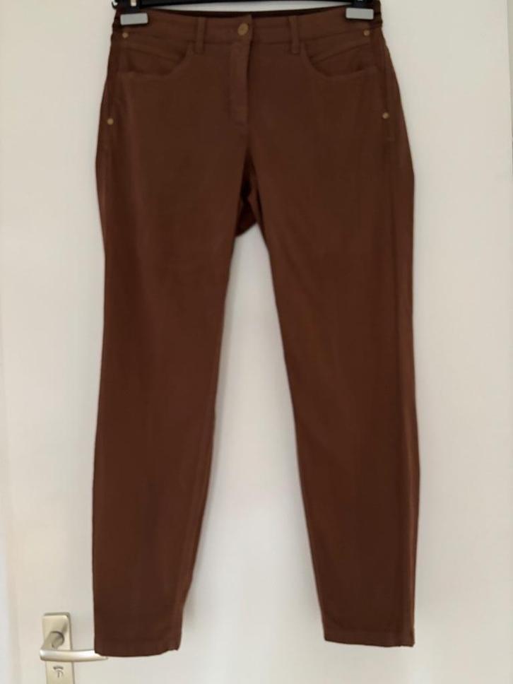 Luisa Cerano broek mt 40, Kleding | Dames, Broeken en Pantalons, Zo goed als nieuw, Maat 38/40 (M), Bruin, Lang, Verzenden