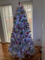De mooiste witte vrolijke kunstkerstboom - 210m incl figuren, Ophalen, Nieuw