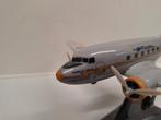 (45) American Airlines Douglas DC3 schaalmodel, Hobby en Vrije tijd, Ophalen of Verzenden, Zo goed als nieuw, Overige merken