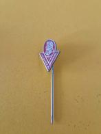Sp 499 Vintage Vicomte Wafer Speldje, Ophalen of Verzenden, Gebruikt, Merk, Speldje of Pin