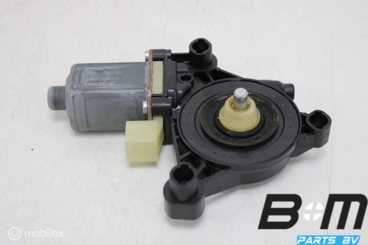 Raammotor rechtsvoor VW E-golf 7 5Q0959802C, Auto-onderdelen, Interieur en Bekleding, Gebruikt