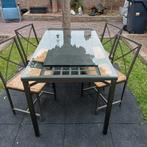 Tuintafel met 4 stoelen - Glas en Metaal, Huis en Inrichting, Complete eetkamers, Ophalen of Verzenden, Gebruikt, Modern, 4 tot 6 stoelen