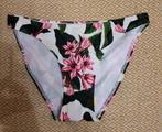 Nieuw. Beachwave bikini broekje groen bloemen  diverse maten, Kleding | Dames, Badmode en Zwemkleding, Nieuw, Groen, Bikini, Ophalen of Verzenden