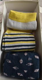 Drie sokken in blauw/geel/wit maat 39/42 nieuw, Kleding | Heren, Sokken en Kousen, Ophalen, Zo goed als nieuw, Maat 39 t/m 42