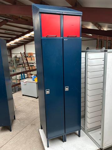 Lockerkast / Afstortkast voor Vuile Werkkleding beschikbaar voor biedingen