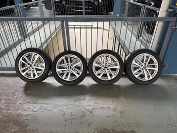Audi A3 velgen 205/50 R17 winterbanden beschikbaar voor biedingen