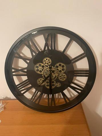 Mooie ronde klok industrieel 55 cm