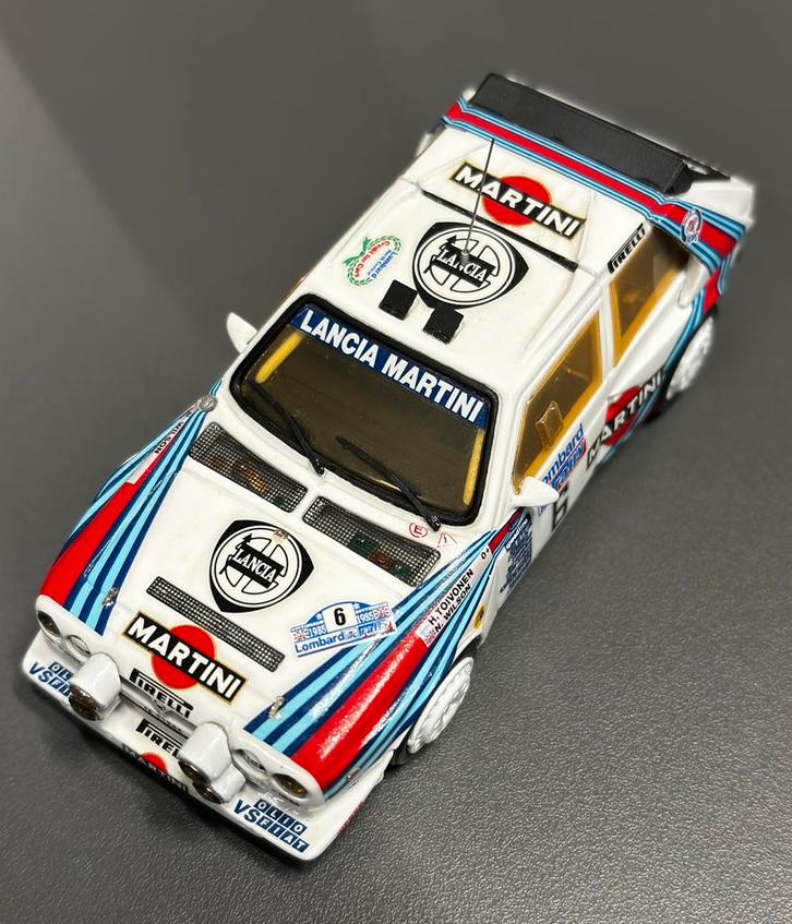 1 van 50! La Mini Miniera Lancia Delta S4 RAC Rally 1985, Hobby en Vrije tijd, Modelauto's | 1:43, Nieuw, Auto, Overige merken