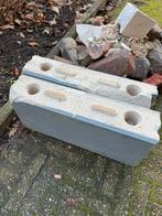 Kalkzandsteen blokken 2x - gratis, Doe-het-zelf en Verbouw, Metselstenen, Ophalen, Zo goed als nieuw, Kalkzandstenen