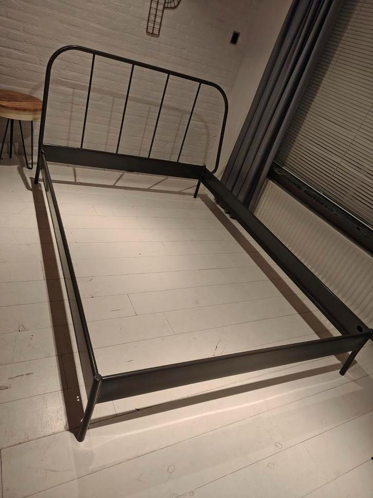 Kopardal IKEA bedframe 140x200 - Stevig en compleet, Huis en Inrichting, Slaapkamer | Bedden, Zo goed als nieuw, Tweepersoons