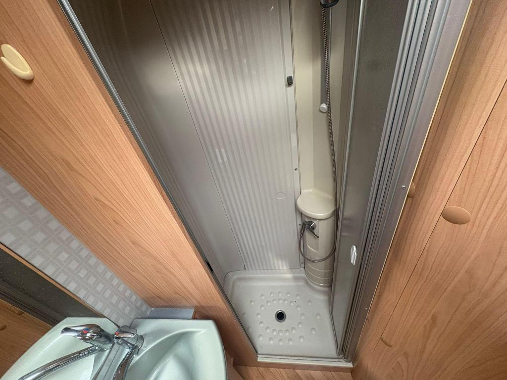 ≥ Bürstner Solano T 700 Top Indeling,Enkele bedden,Ai — Campers —  Marktplaats