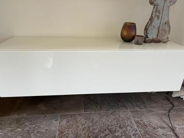 GRATIS Hoogglans tv meubel