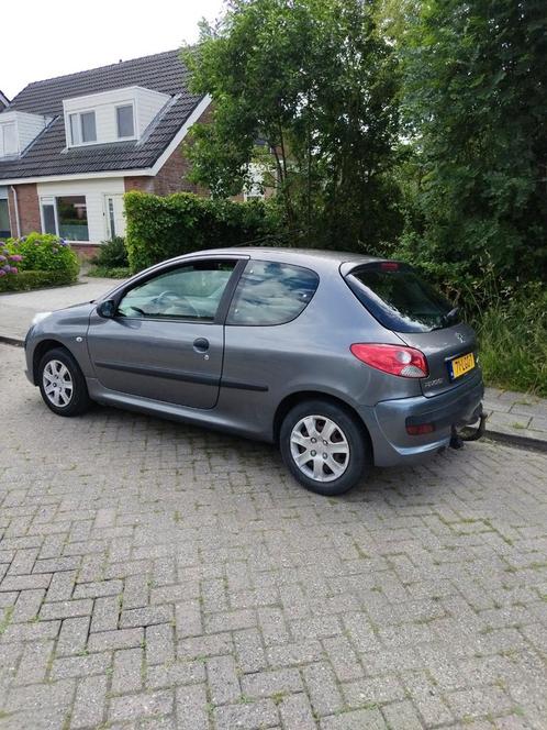 Peugeot 206+ 1.1 3D 2010 Grijs G3 NAP!  2e eigenaar!!, Auto's, Peugeot, Particulier, 206+, LPG, C, Hatchback, Handgeschakeld, Origineel Nederlands