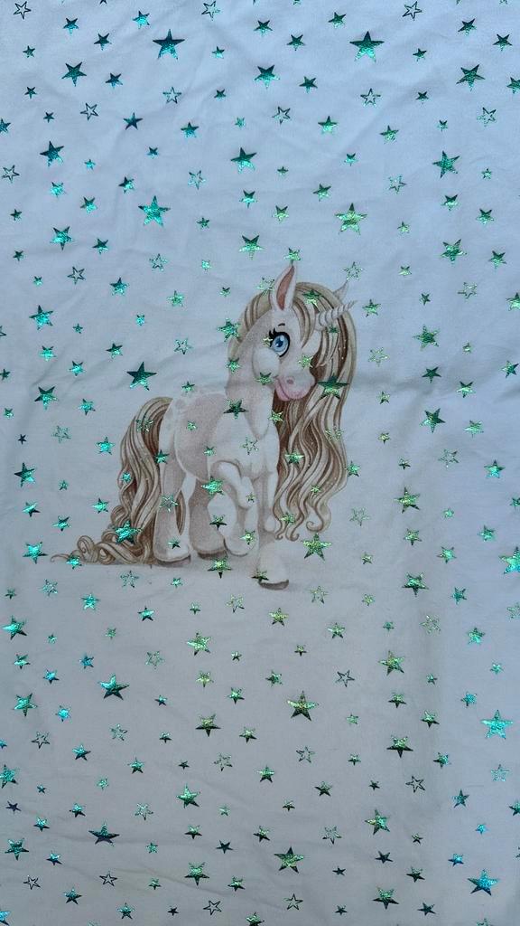 Inicorn french terry 3 luik paneel met foil sterren, Hobby en Vrije tijd, Stoffen en Lappen, Zo goed als nieuw, Katoen, 120 cm of meer