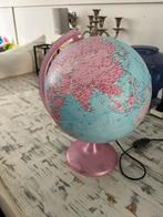 Wereldbol globe  roze met licht, Kinderen en Baby's, Ophalen of Verzenden, Lamp, Zo goed als nieuw