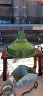 Mooie grote groene emaille hanglamp, Huis en Inrichting, Lampen | Hanglampen, Ophalen of Verzenden, Minder dan 50 cm