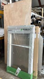 FAKRO FTU-V 80 (94x160) houten dakraam met kunststof laag, Hout, 80 tot 100 cm, Overige typen, Minder dan 200 cm
