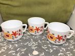 Vintage Arcopal kopjes (240321), Huis en Inrichting, Keuken | Servies, Ophalen of Verzenden, Glas, Overige stijlen, Kop(pen) en/of Schotel(s)