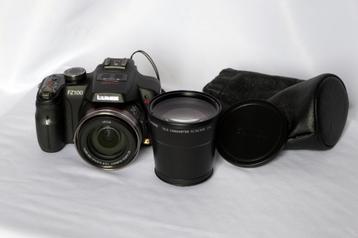 Panasonic Lumix DMC-FZ100 + 1.6x teleconverter beschikbaar voor biedingen