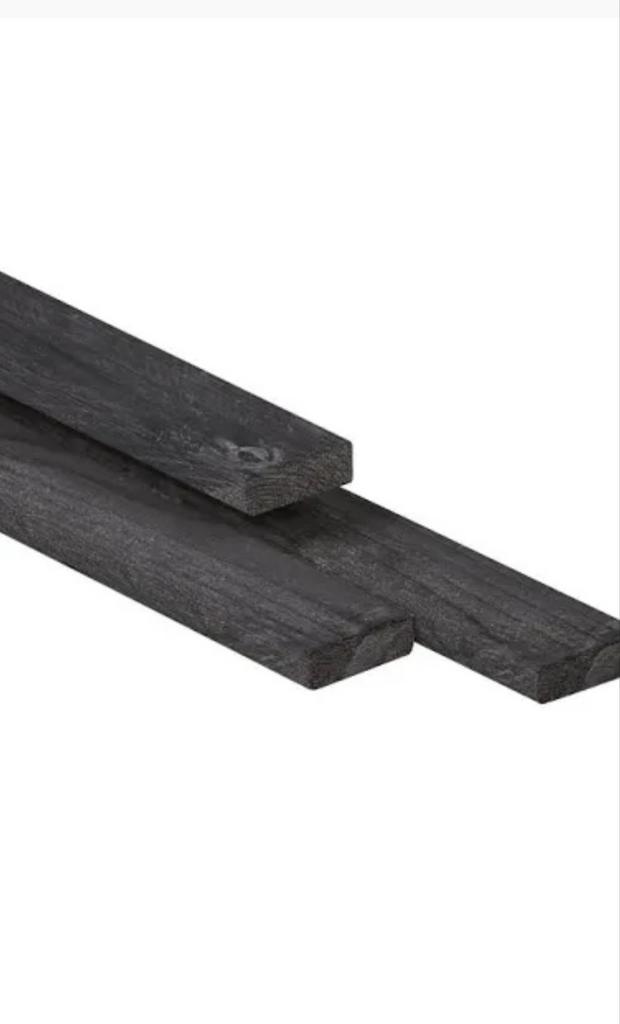 Te koop zwarte latten 2x5cm €1,10  mtr zwarte regels balken, Tuin en Terras, Palen, Balken en Planken, Zo goed als nieuw, Balken