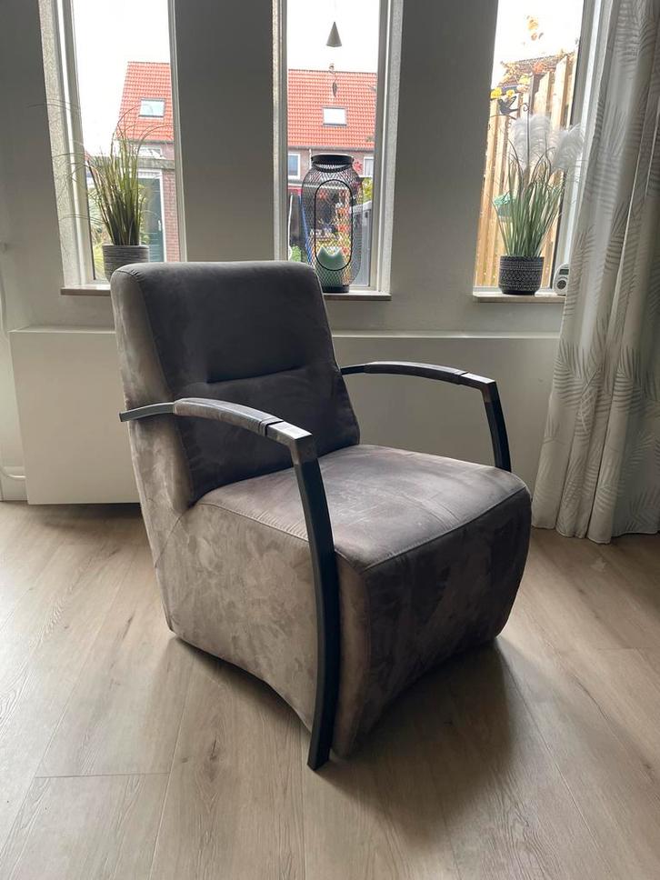 Industriële fauteuil met gladde stof, Huis en Inrichting, Fauteuils, Zo goed als nieuw, Metaal, 50 tot 75 cm, 75 tot 100 cm, Ophalen