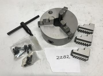 Zelf centrerende 3 klauw, Ø160 mm beschikbaar voor biedingen