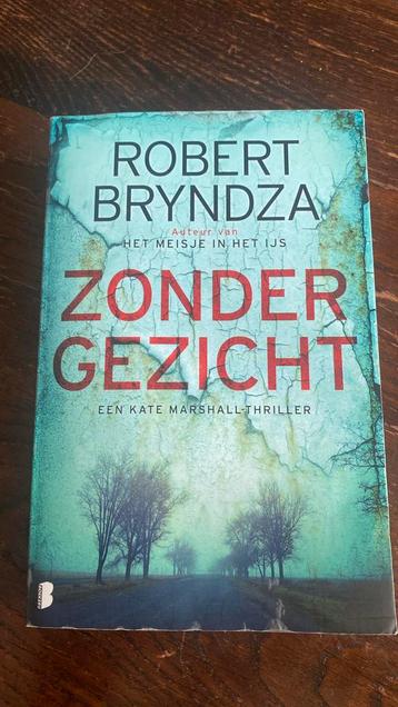 Robert Bryndza - Zonder gezicht beschikbaar voor biedingen