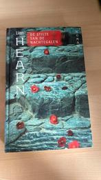 L. Hearn - De stilte van de nachtegalen, L. Hearn, Ophalen of Verzenden, Zo goed als nieuw, Nederland