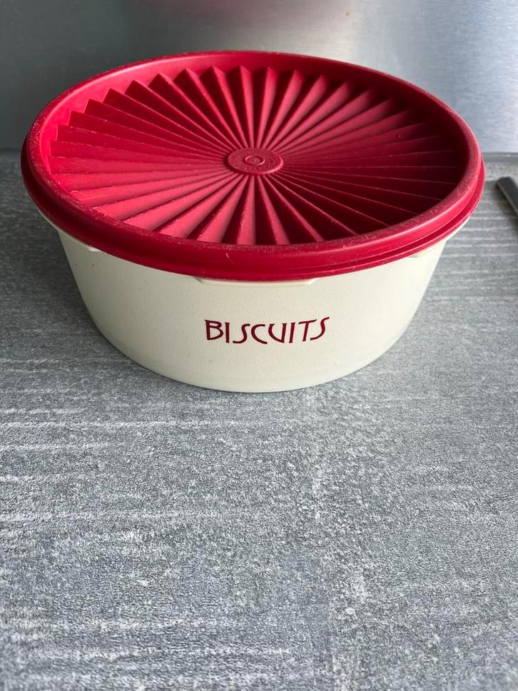 Vintage Tupperware Biscuits Trommel - Zeer Nette Staat, Huis en Inrichting, Keuken | Tupperware, Zo goed als nieuw, Bus of Trommel