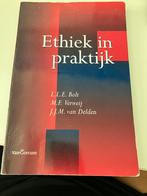 Ethiek in praktijk 2010, zevende druk, Ophalen of Verzenden, Zo goed als nieuw, M.F. Verweij; L.L.E. Bolt; J.J.M. van Delden