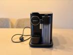 DeLonghi Nespresso Gran Lattisima Zwart, Afneembaar waterreservoir, Zo goed als nieuw, Koffiemachine, Koffiepads en cups