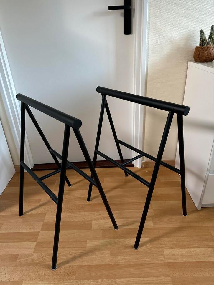 Ikea Bureau Schragen - 2 Stuks, Huis en Inrichting, Bureaus, Zo goed als nieuw, Ophalen