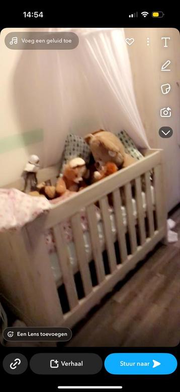 Complete Babykamer Set - Bed, Kast, Commode beschikbaar voor biedingen