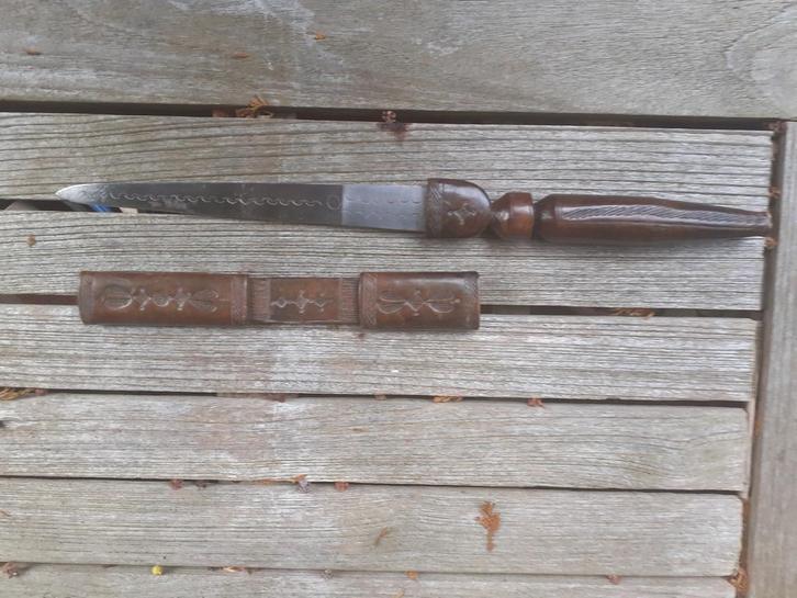 Oosterse Dolk met Leren Schede, Antiek en Kunst, Antiek | Overige Antiek, Ophalen of Verzenden