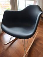 Replica Vitra Eames schommelstoel, Huis en Inrichting, Stoelen, Ophalen, Overige materialen, Blauw, Zo goed als nieuw