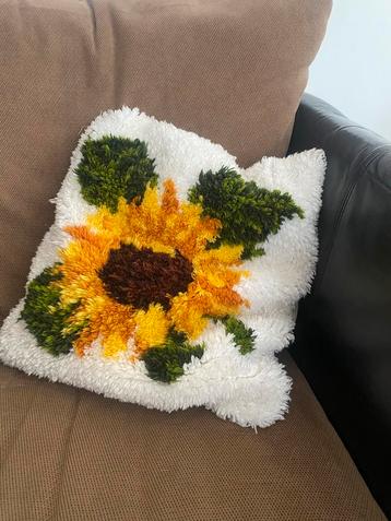 Kussen met zonnebloem - Handgemaakt Smyrna beschikbaar voor biedingen