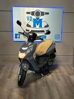 Peugeot Kisbee 45KM BJ 2018, Fietsen en Brommers, Scooters | Peugeot, Ophalen, Overige modellen, Zo goed als nieuw, Benzine