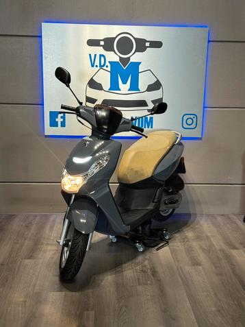 Peugeot Kisbee 45KM BJ 2018 beschikbaar voor biedingen
