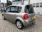 Renault Grand Modus 1.6-16V Exception AUTOMAAT, Airco, Trekh, Euro 5, Gebruikt, 4 cilinders, Bruin