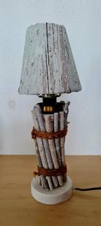 Handmade tafellampje met gebleekte strandhoutjes, Ophalen of Verzenden, Gebruikt, Metaal, Minder dan 50 cm