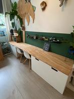 Bureau/ speeltafel op stuva kasten, Huis en Inrichting, Tafels | Sidetables, Ophalen, Gebruikt, 200 cm of meer, 25 tot 50 cm