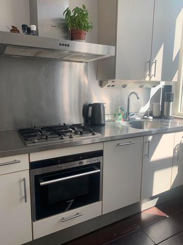 Op te halen t.e.a.b: complete keuken creme wit beschikbaar voor biedingen