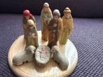 Set van 8 stenen kerstfiguren op houten onderzetter, Diversen, Kerst, Ophalen of Verzenden, Zo goed als nieuw