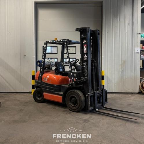Toyota 2500 KG LPG Heftruck | 1998 | 5500 MM HH, Zakelijke goederen, Machines en Bouw | Heftrucks en Intern transport, Heftruck