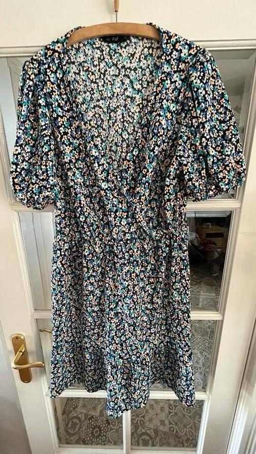 🌺Zomerjurk met bloemen mt 44 (L) multi kleuren, Kleding | Dames, Jurken, Zo goed als nieuw, Maat 42/44 (L), Blauw, Ophalen of Verzenden