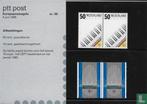 Postzegelmapje 30 Europazegels Muziek 1985 NL, Ophalen of Verzenden